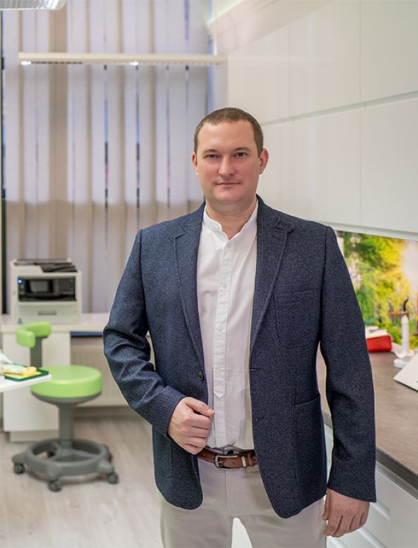 Dr. Ruscsák Norbert